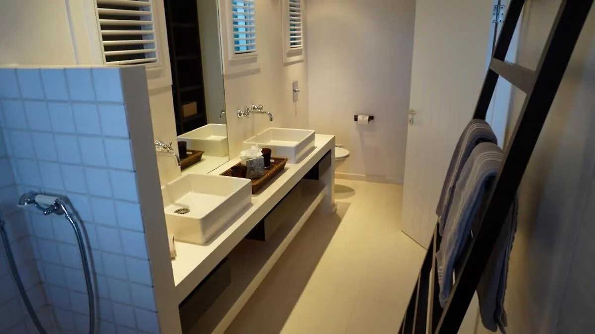 Charming Villa In The Heights Of Gustavia